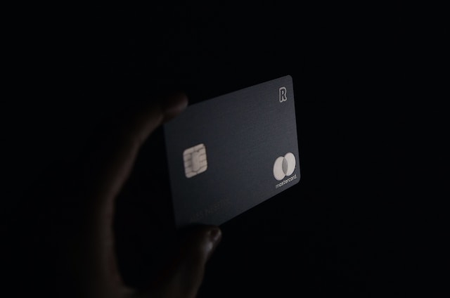 Jak zwiększyć limit karty kredytowej?