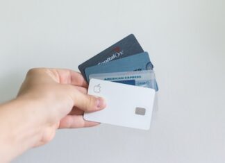 Jak działa karta kredytowa?