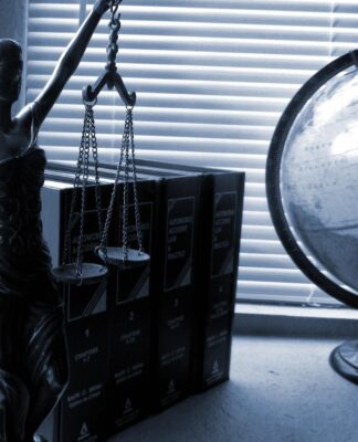 LexTool – narzędzie AI dla prawników w świecie przeciążonych kancelarii narzędzie AI dla prawników